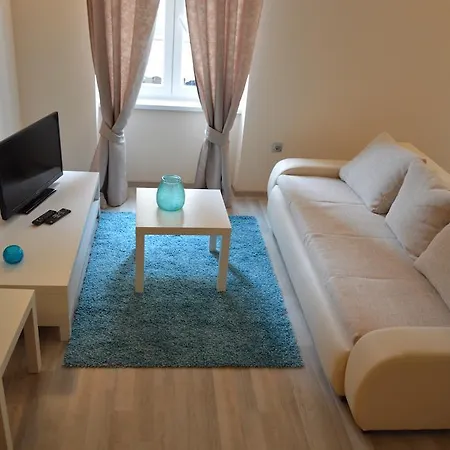 Maraschino Apartment